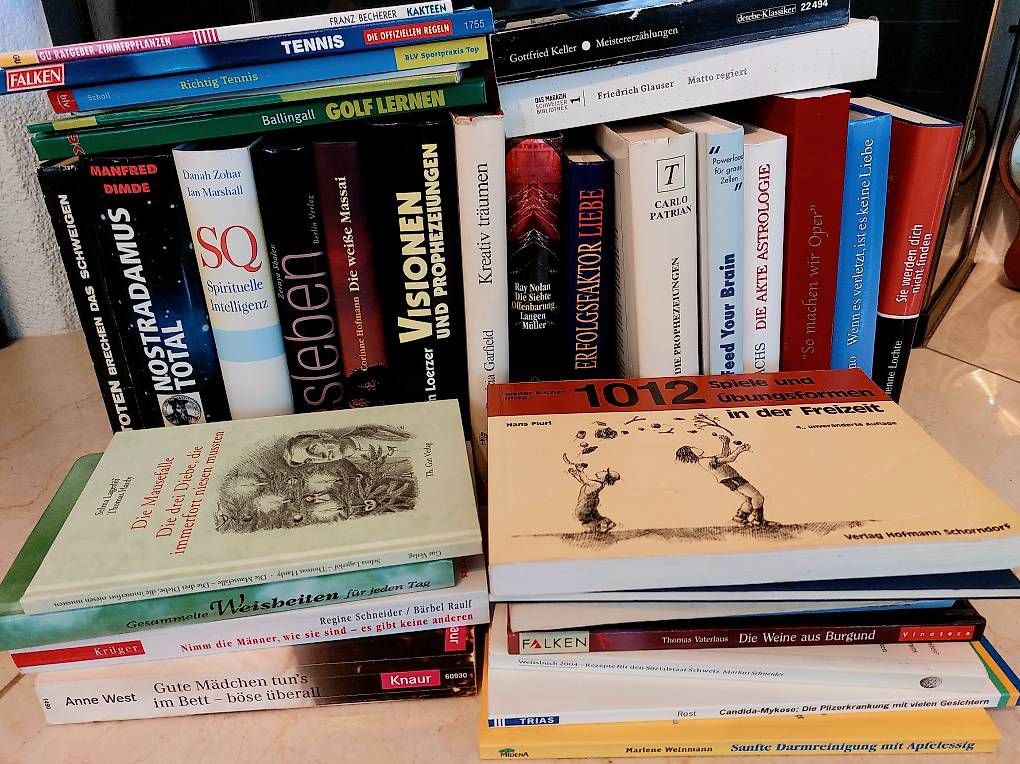 Libri: Sammlung von 80 Büchern – Usato da Volketswil venduto da enericard 1