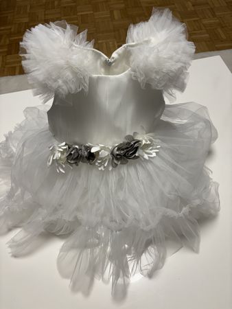 Très jolie robe 3 ans de fête