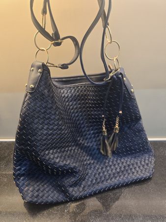 Damen Tasche dunkelblau – geflochtenes Design