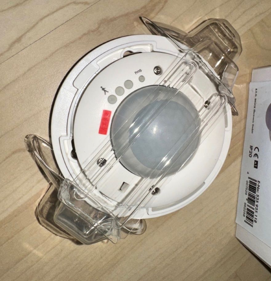 BEG Interruttori: KNX Präsenzmelder PD2 – Nuovo e nell'imballaggio originale da niederhasli venduto da rami016 3