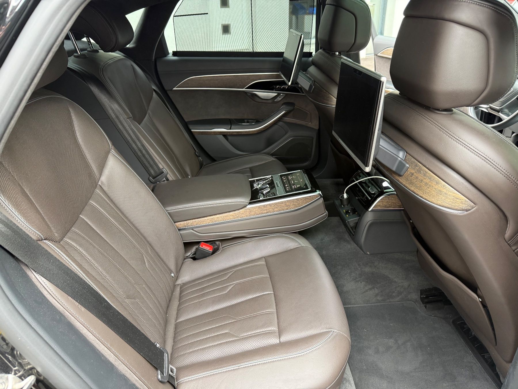 Audi Automobili: Audi A8 3.0 TDI quattro tiptronic – Usato da Selzach venduto da fri_fz6r 8
