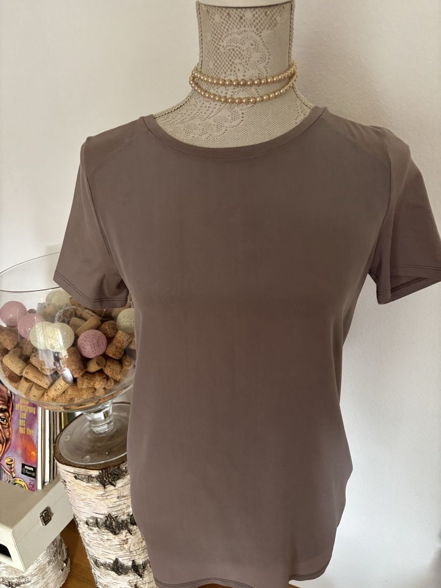 Blusen: Bluse Seide Gr. S – Gebraucht aus Winterthur von san_wd8j