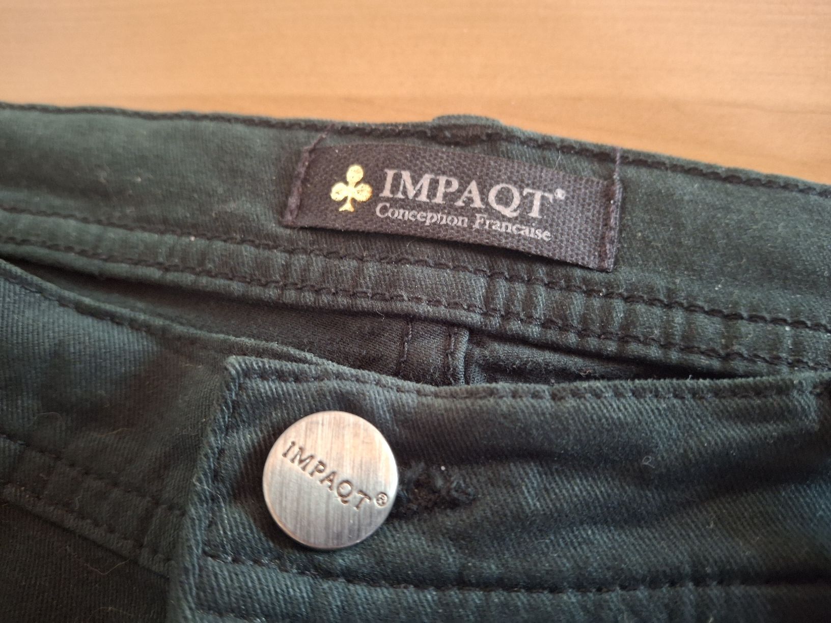 Hosen: pantalon taille M marque Impaqt – Gebraucht aus Villiers von san_jn5w 1