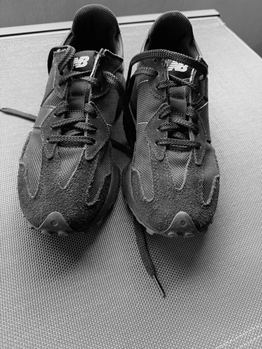 New Balance Scarpe da uomo: New Balance 327 Sneaker 42.5 – Usato da Zürich venduto da XChange 1