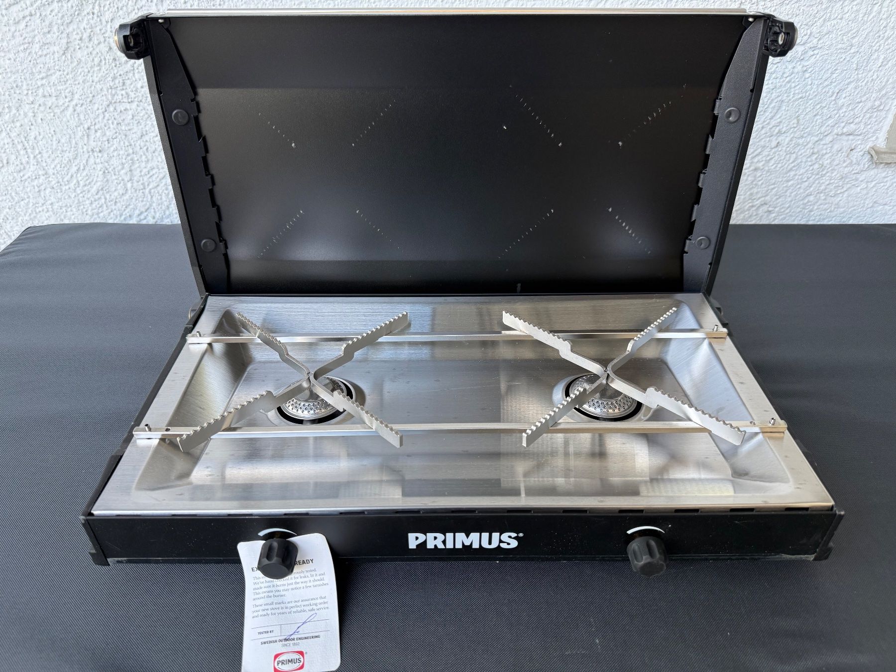 Altri accessori per camping: Camping-Box mit Tischfusssystem, Klappmatratze und Gaskocher – Nuovo (secondo la descrizione) da Winterthur venduto da aykiva 5