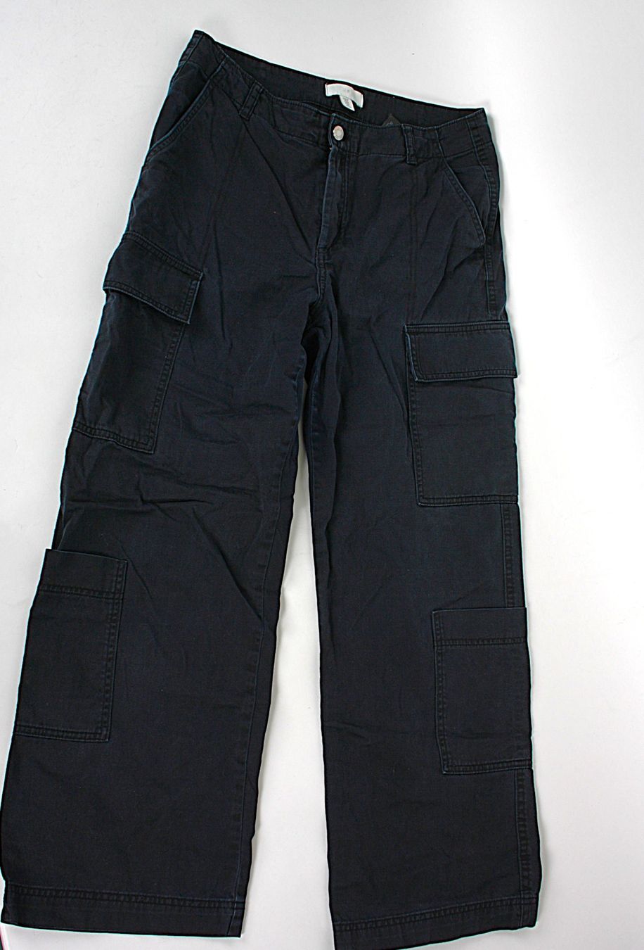 H&M Hosen: H&M Cargohose schwarz, Gr. 40 – Gebraucht aus Zollikofen von Restwert_Zollikofen
