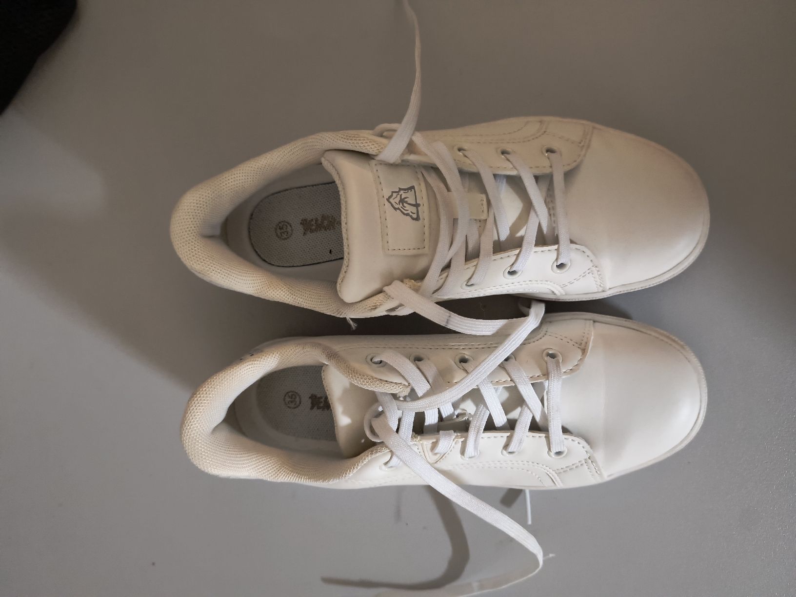 Schuhe für Mädchen: Sneaker Beach Mountain weiss Grösse 35   – Gebraucht aus Oberweningen von Bumblebee2 2