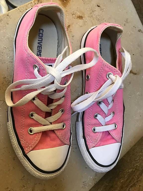 Scarpe per ragazze: Converse Chucks Rosa 33 All Star – Usato da Basel venduto da Princeton-seller