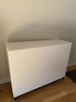 Modernes Sideboard / Schrankelement mit Türen