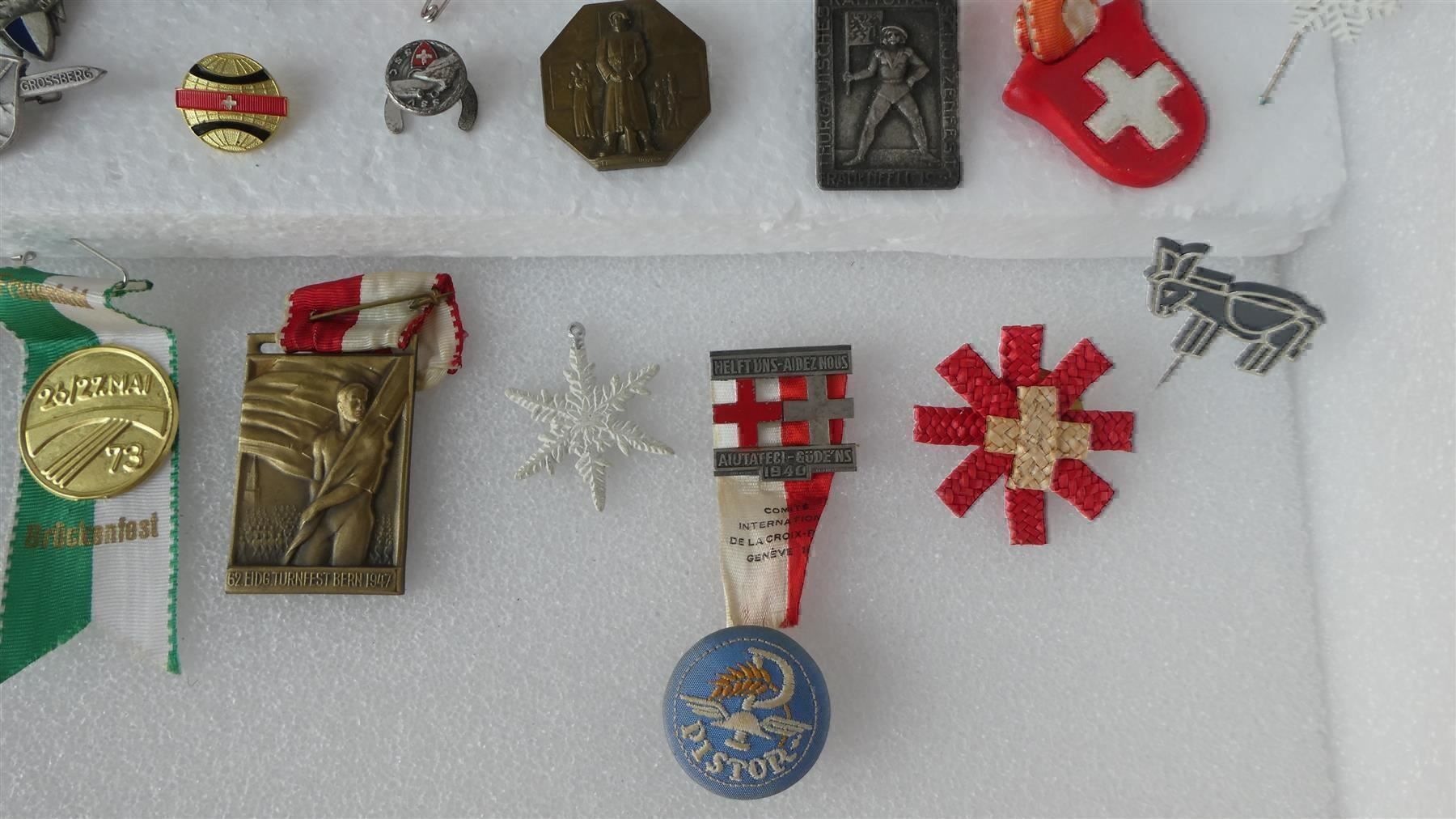 Placchette & Badge: Antike Abzeichen Anstecknadeln Armee – Usato da Frauenfeld venduto da Astra13 7