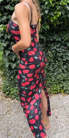 Abito da cocktail lungo a ciliegie - Sexy! 🍒 38-42