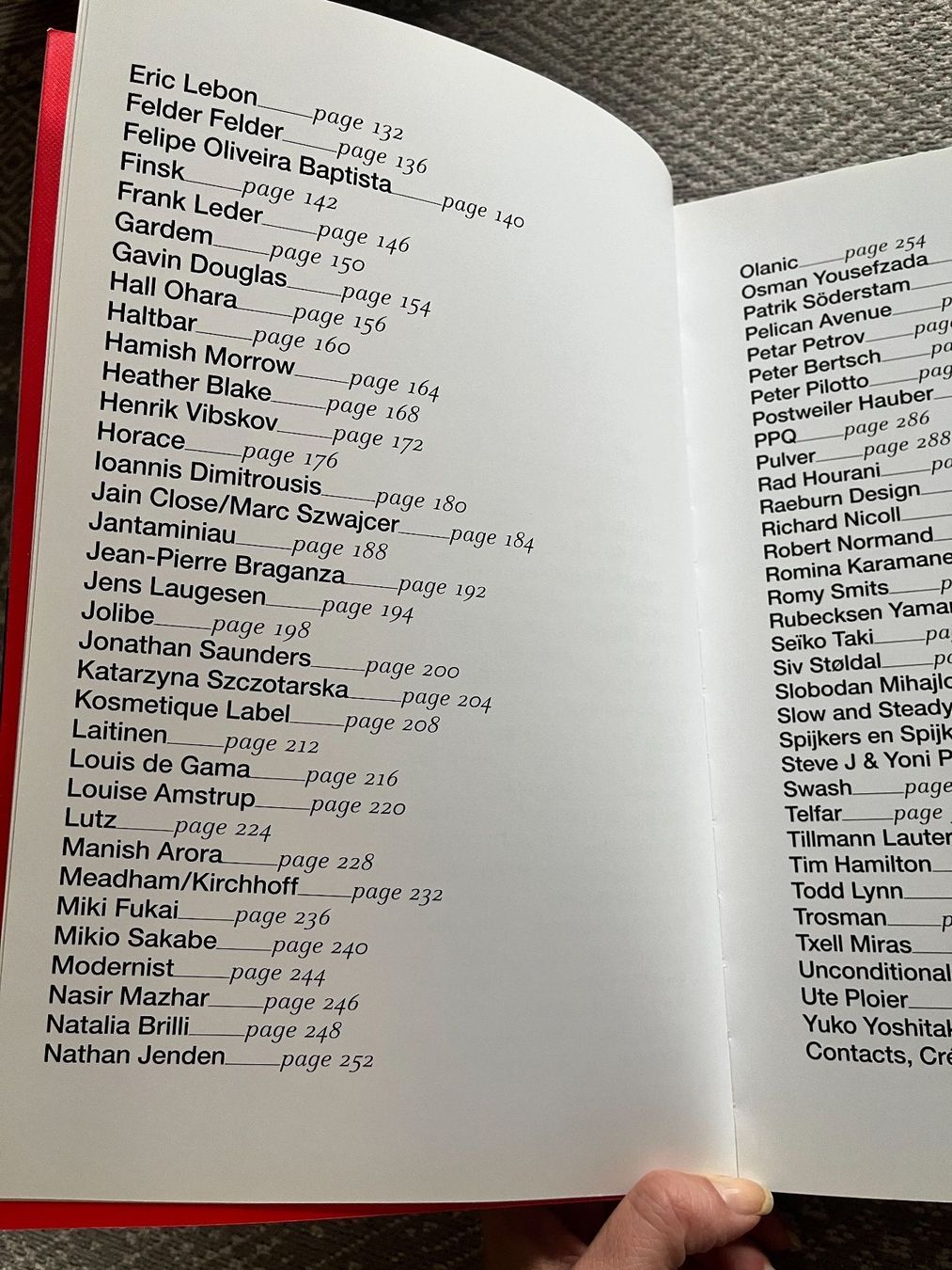 Libri: Hywel Davies: 100 nouveaux créateurs de mode – Usato da Lausanne venduto da Kinga_Shopaholic 4
