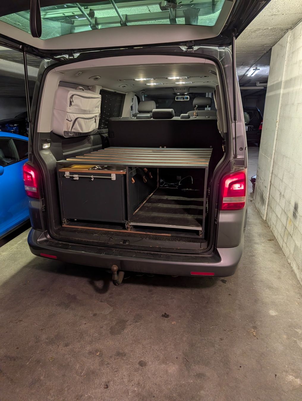 VW Alle Ersatzteile: VW T5/T6 Einbau, Camping, Küche+Bett – Gebraucht aus Zürich von izz_y5d5 8