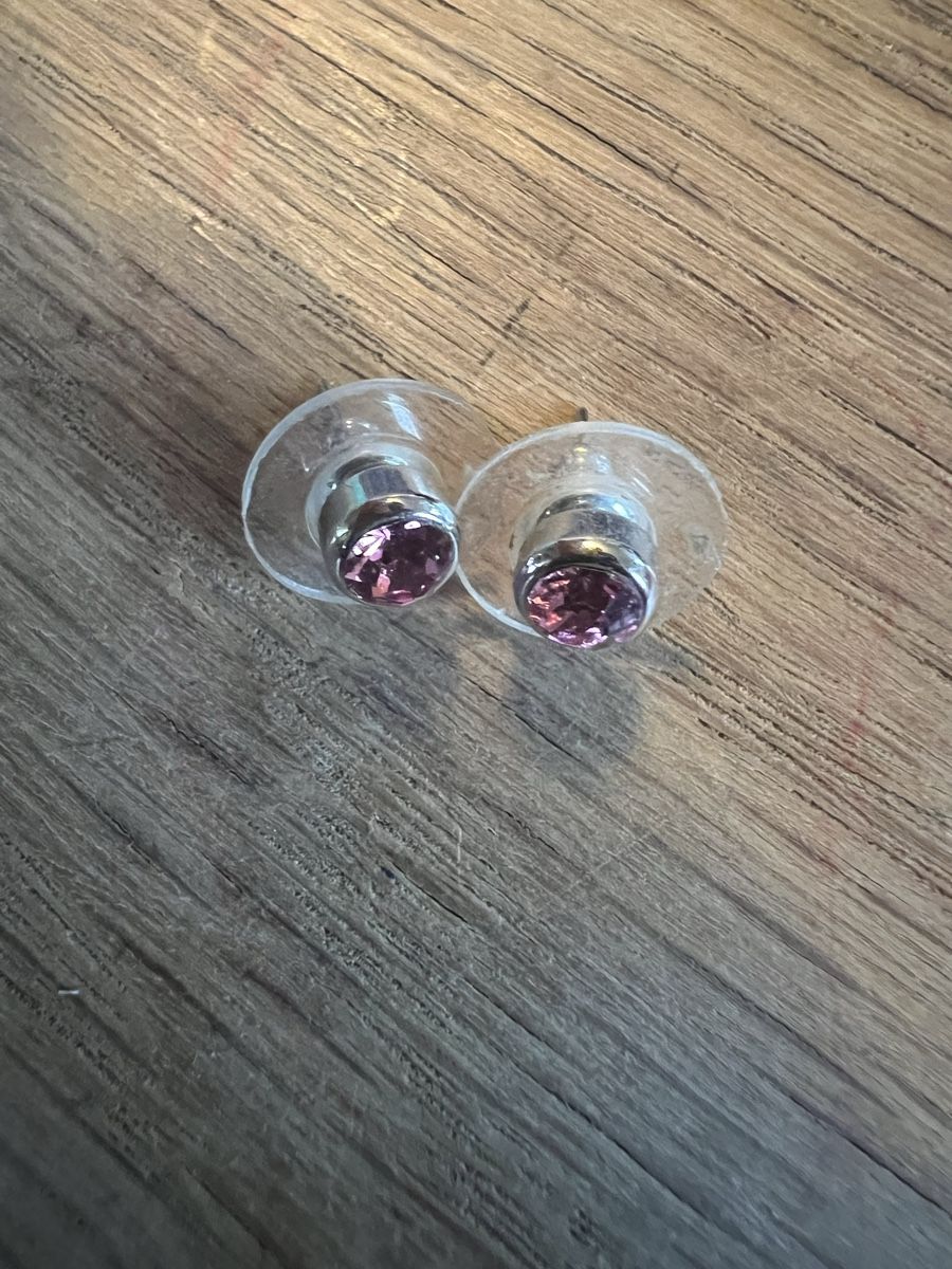 Orecchini pendenti & Orecchini a lobo: Ohrstecker mit rosa Stein, neuwertig! – Nuovo (secondo la descrizione) da Häusernmoos venduto da RanaNo
