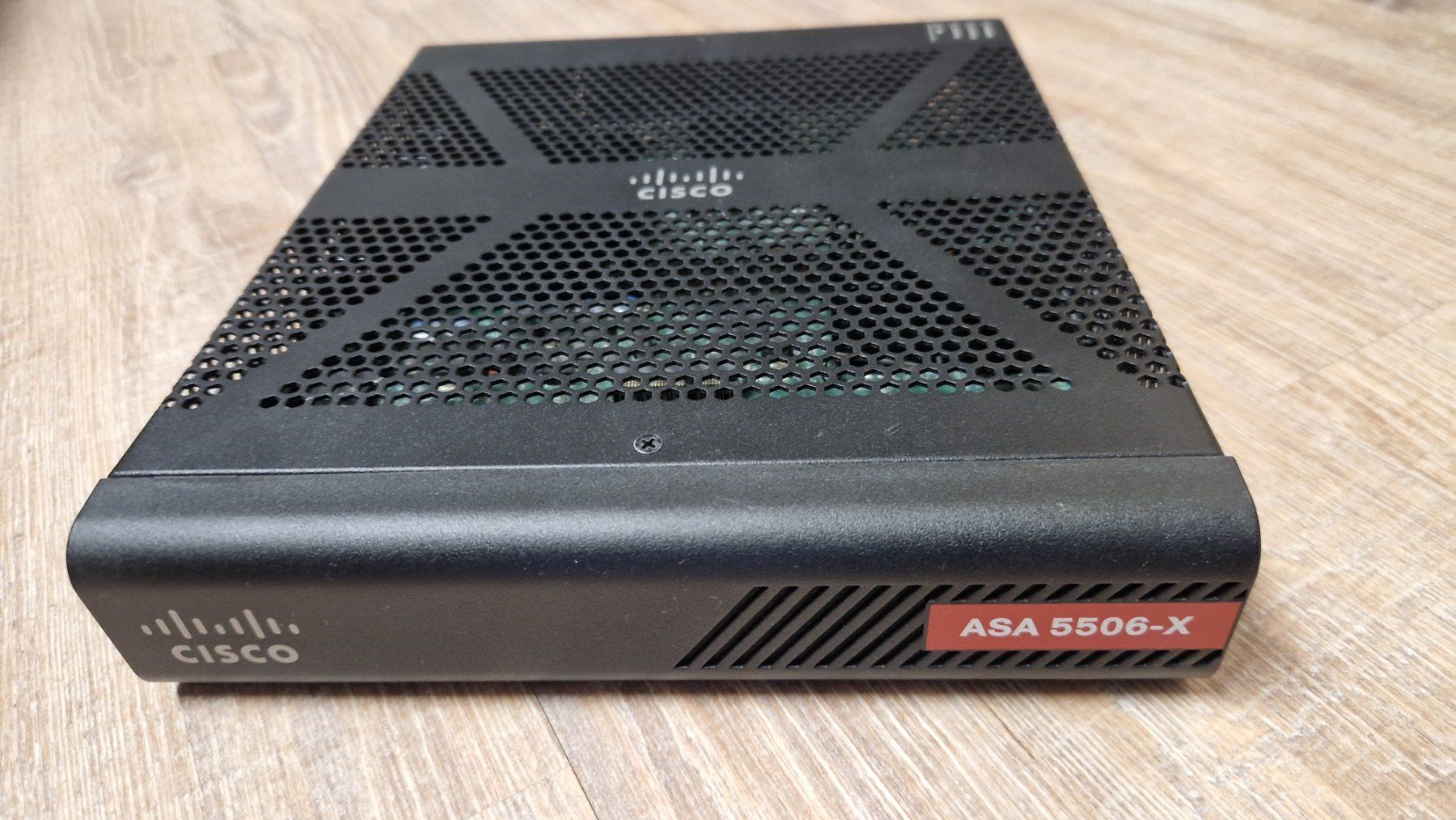 Cisco Firewall: Cisco ASA5506 Firewall – Usato da Zufikon venduto da Martin444