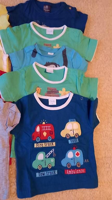 Hemden, T-Shirts & Polos: Knaben T-Shirts – Gebraucht aus Wattwil von Rainbow412 1