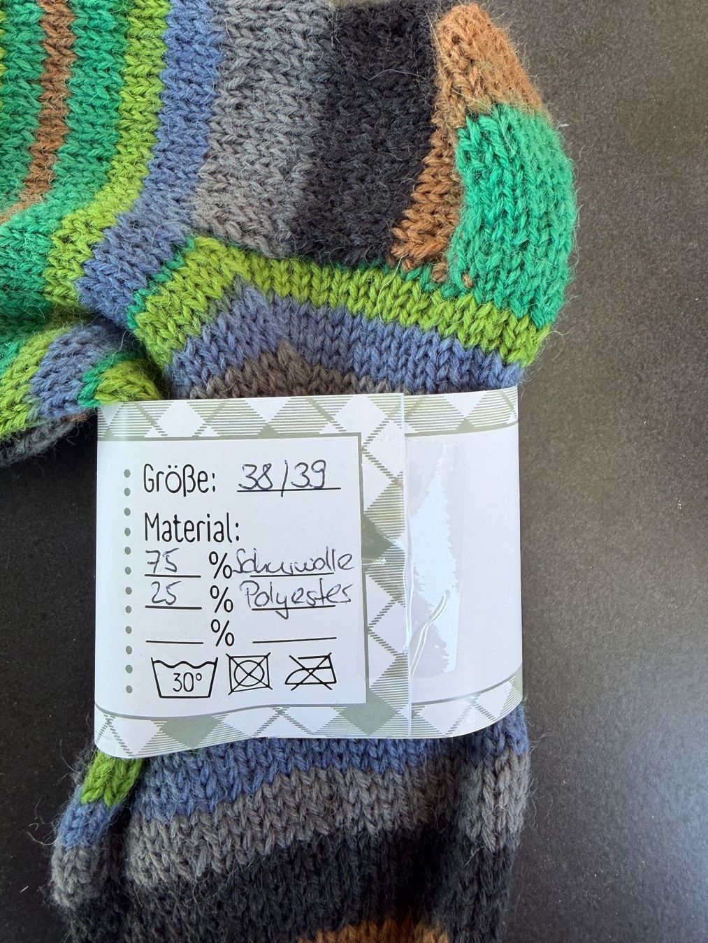 Chaussettes: selbst gestrickte Socken – Neuf (Voir description) à Obergösgen par Andre118 1