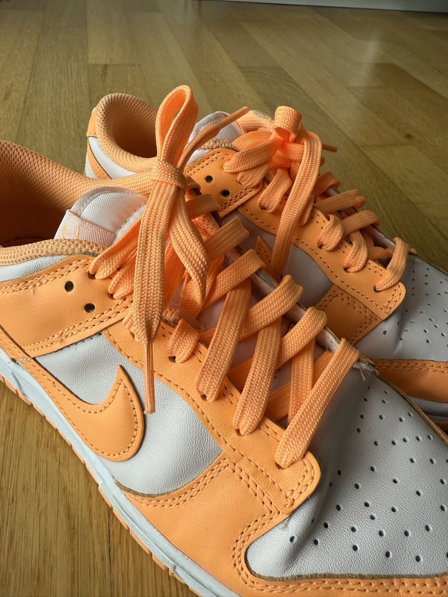 Nike Scarpe da donna: Nike dunk peach Gr.39 – Usato da Wil SG venduto da xrnvani 2