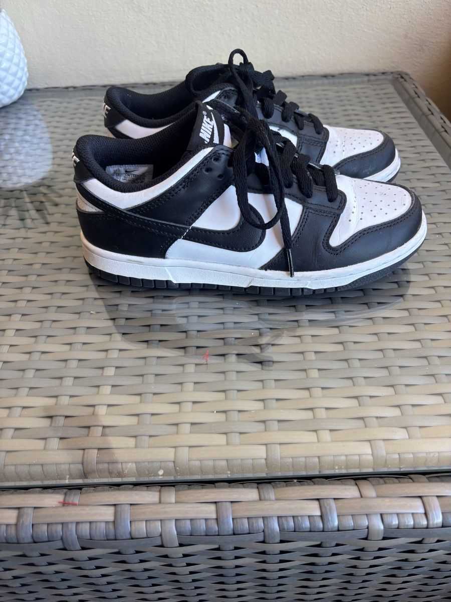 Nike Chaussures hommes: Basket Nike taille 37,5 – D'occasion à Genève par ste_k6dj