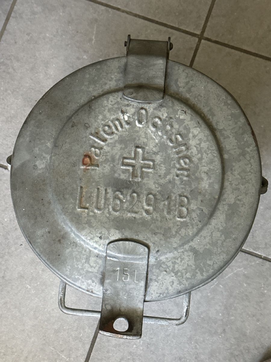 Ochsner Cestini per rifiuti: Vintage Oechsner Kübel, Eimer mit Deckel, 15 Liter  – Usato da Zürich venduto da Chaeffeler 1