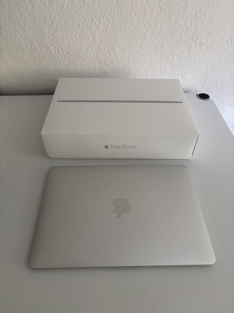 Apple Notebook: Apple MacBook 12 Zoll usb-c silber – Usato da Zürich venduto da pollo97 1