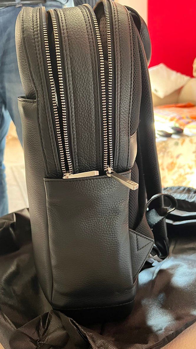 Zaini: Moleskine Tagesrucksack - Leder Neu – Nuovo e nell'imballaggio originale da  venduto da  2