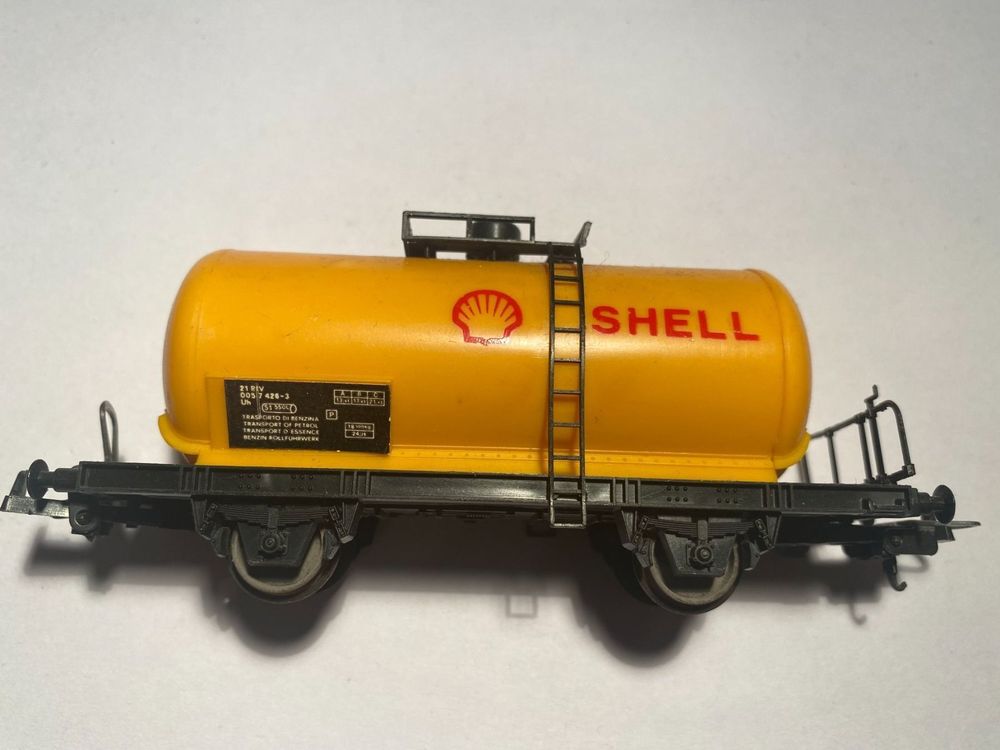 LIMA Tankwagen SHELL gelb, DC Achsen 2