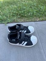 Baskette Adidas taille 32 ( portées 2x)