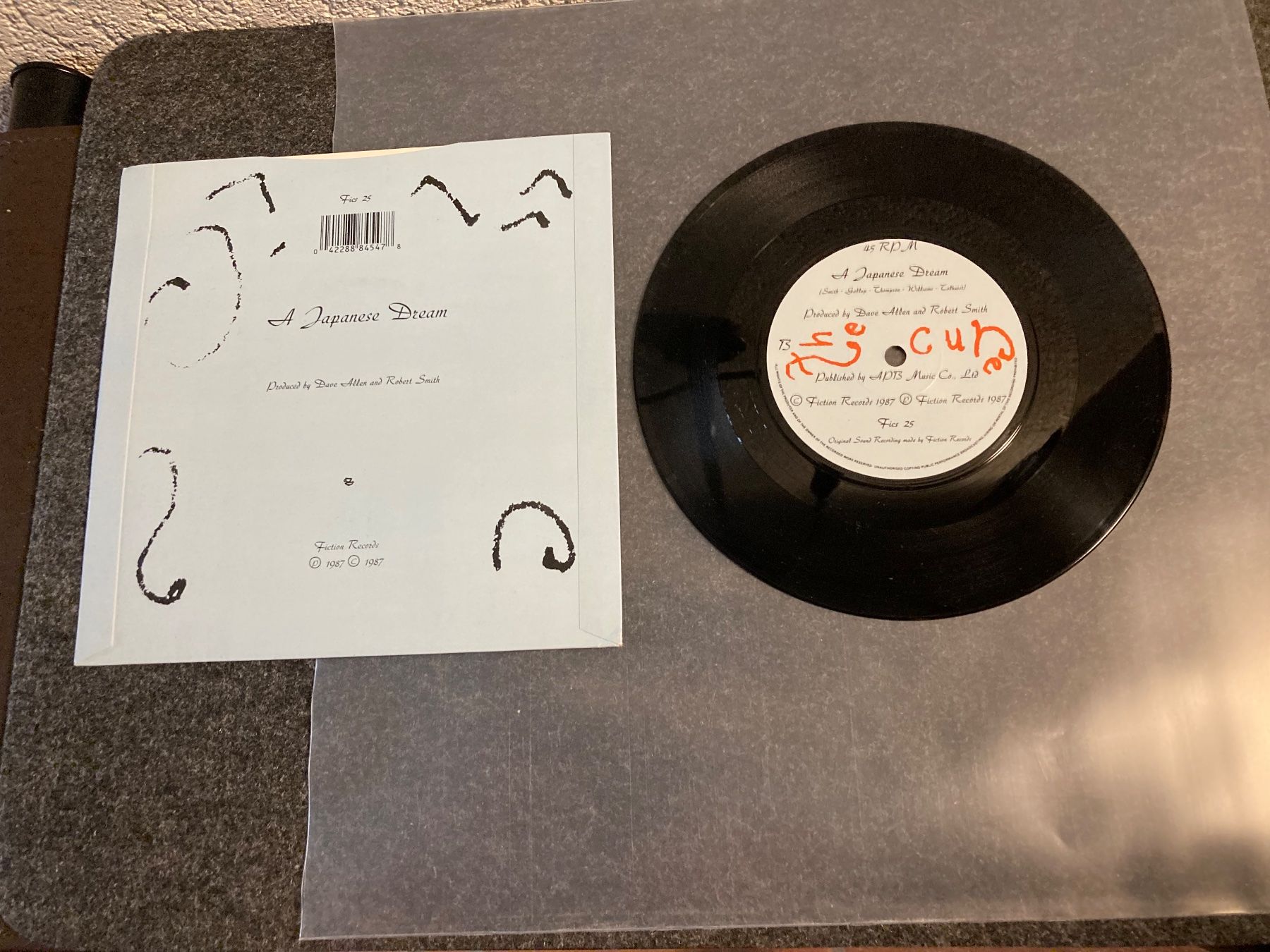 Dischi in vinile: The Cure - Why Can't I Be You? – Usato da Fribourg venduto da Karushi 1