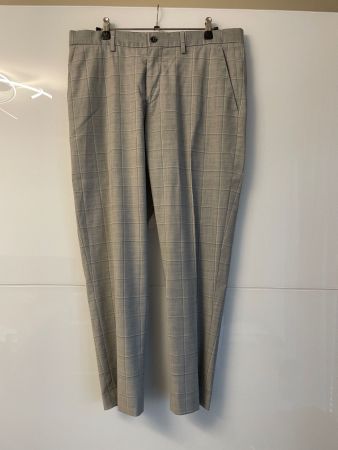 Zara Hose in der Grösse 40