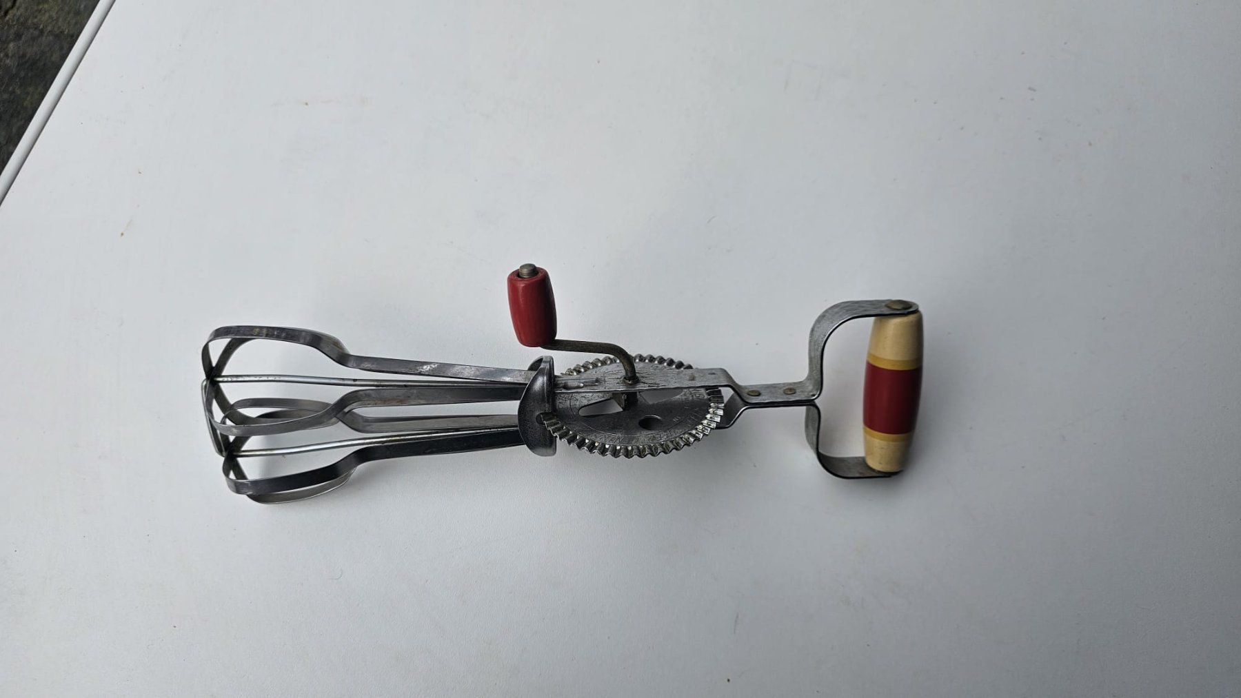 Elettrodomestici da cucina: Vintage Handmixer / Kurbelmixer – Usato da Feldbrunnen venduto da Donnerbutzi 2