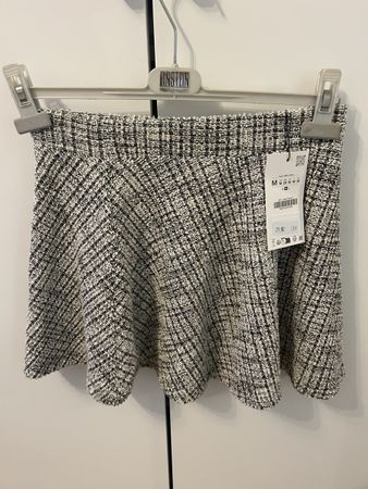 ZARA Jaquard Mini-Rock (Grösse M - neu - nie getragen)