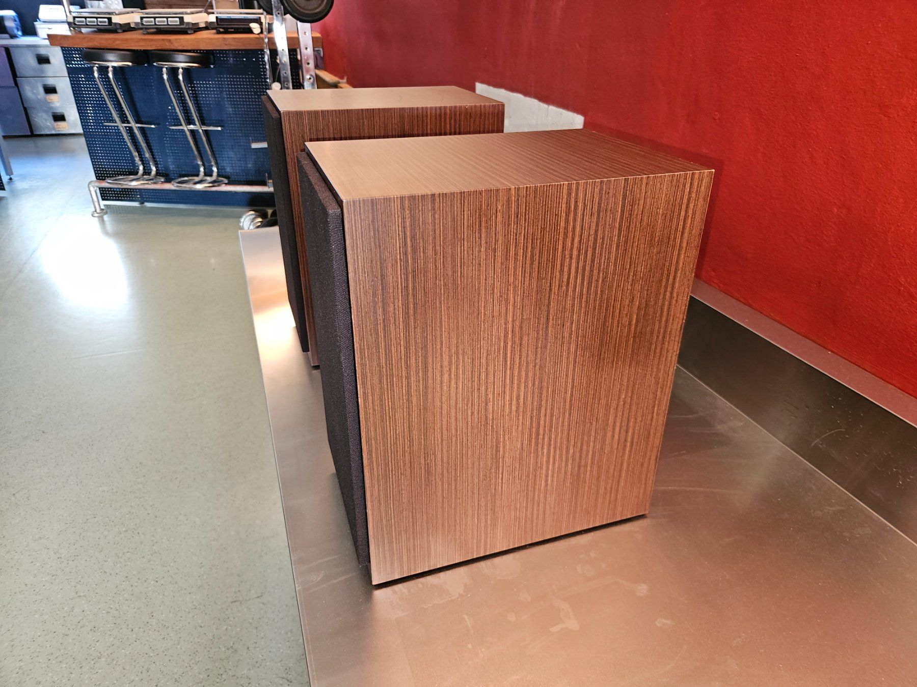 Bowers & Wilkins Casse acustiche: Bowers & Wilkins CM5 Kompaktlautsprecher – Usato da Oberstammheim venduto da Zuegverchaufer 5