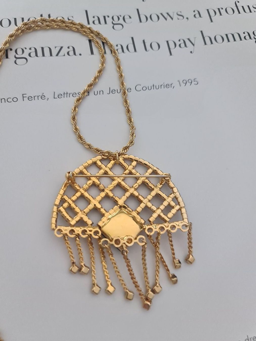Catenine: Kette mit Anhänger / Brosche – Usato da Winkel venduto da Glamour4You 6