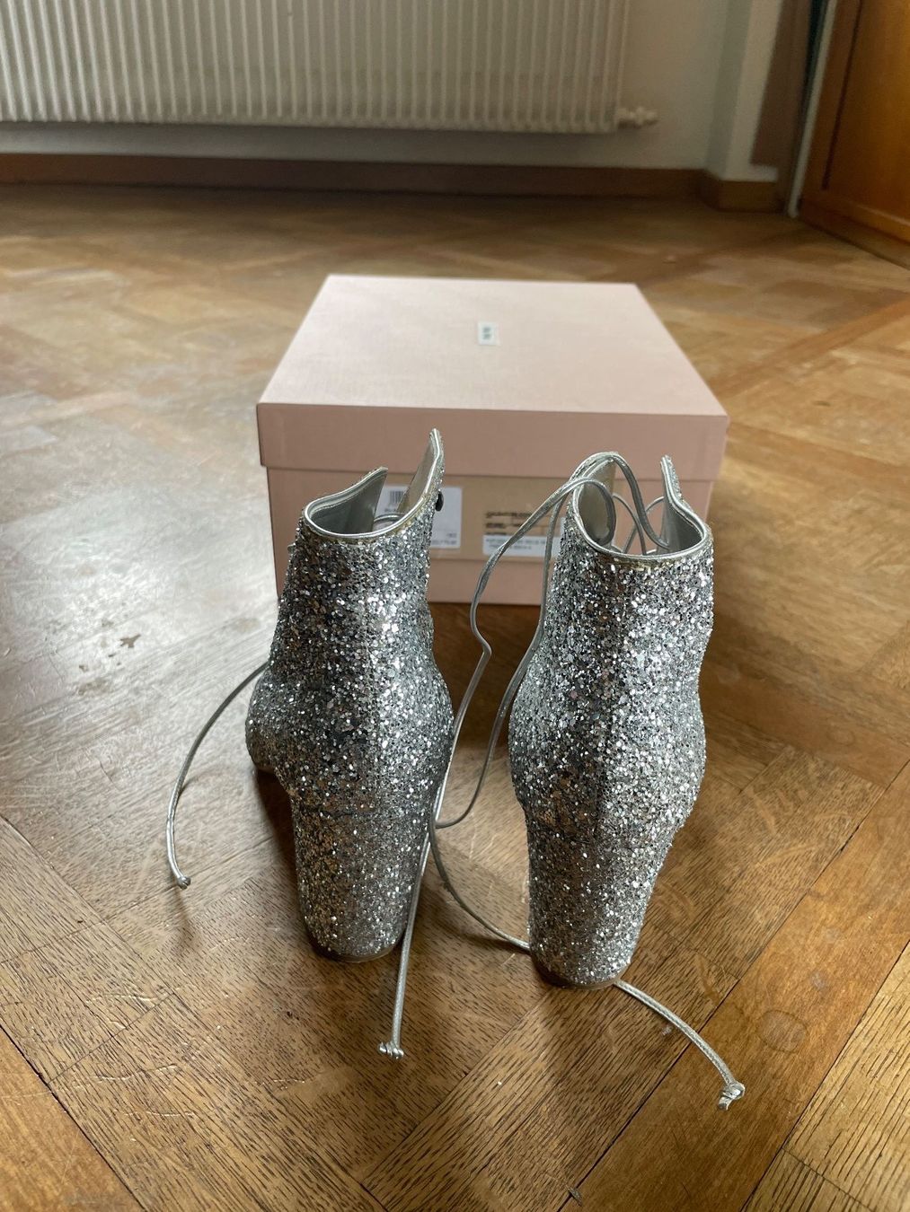 Miu Miu Damenschuhe: Miu Miu Glitter Ankle Boots, 85mm, Grösse 37.5 – Gebraucht aus Luzern von Linaka1 2