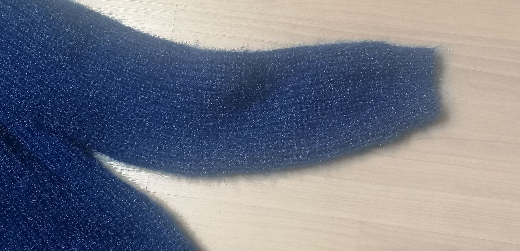 Maglioni & Felpe: Pull, pull en maille, haut, lainage – Usato da Montcherand venduto da petiteoune75 2
