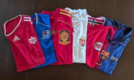 Original Fussballtrikots – Nationalteams & FC Barcelona Jubi
