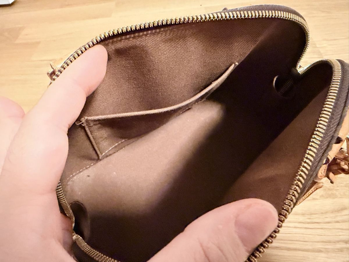 Louis Vuitton Borse da donna: Handbag Louis Vuitton Alma BB Monogram used condition – Usato da Bern venduto da sandeepandee 3
