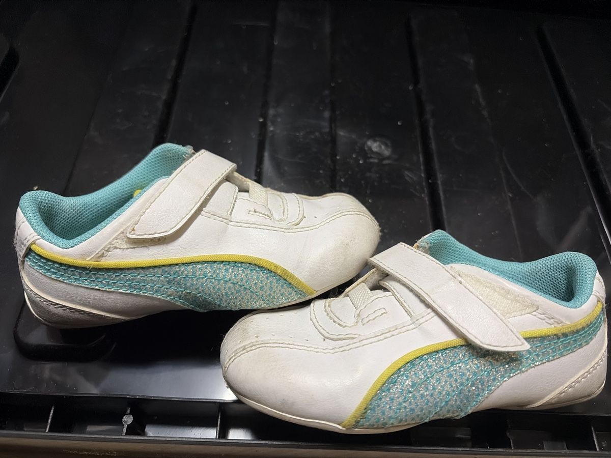 Puma Scarpe per ragazzi: Kinderschuh Puma Grösse 22 – Usato da Granges-Paccot venduto da Fwaeber