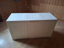 Truhe weiss Aufbewahrungsbox Kiste Container guter Zustand