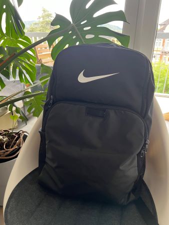 Nike Team Rucksack – Schwarz – Top Zustand wie neu!