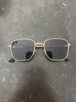 Stylische Sonnenbrille mit goldenem Rahmen - Neu! 51