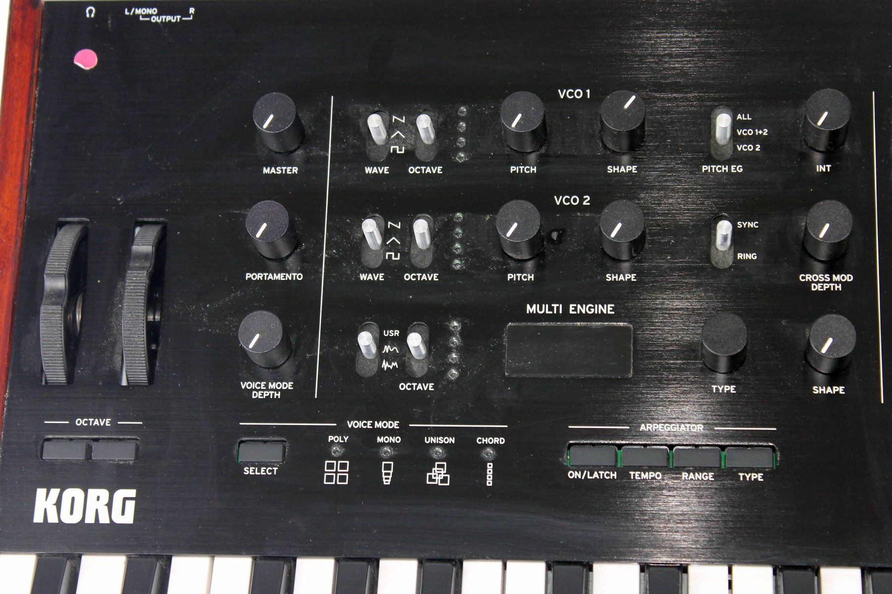 Korg Instruments de musique: Korg Prologue-8 Synthesizer – D'occasion à Reinach BL par bk_brockireinach 4