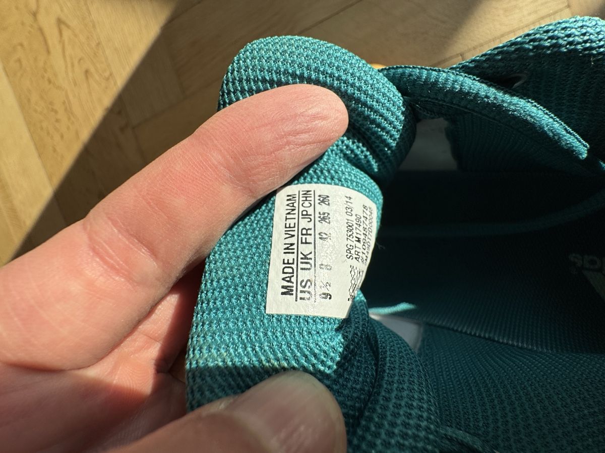 Adidas Scarpe da donna: adidas Hallen-/ Sportschuhe – Nuovo (secondo la descrizione) da Niederteufen venduto da adeca02 2