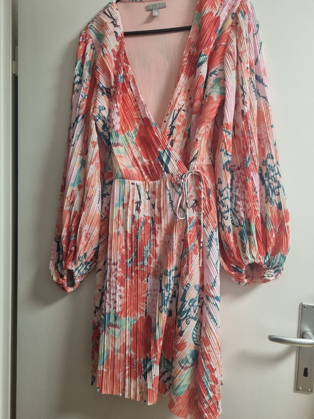 H&M Vestiti: Wickelkleid H&M, Gr. L – Usato da Jonen venduto da Juliette_St 3