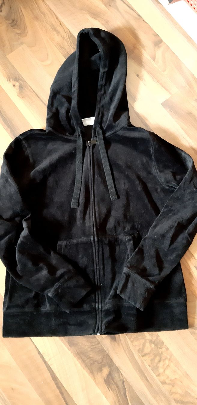 C&A Maglioni & Felpe: Hoodi Jacke von c&a Gr. 38 – Usato da Ftan venduto da StefanCorina