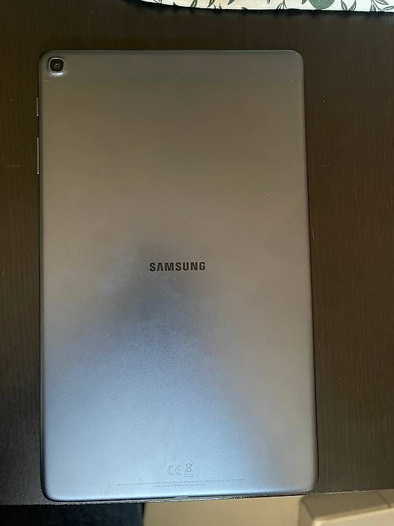 Tablet PC: Vendo galaxy tab A  – Usato da Riva San Vitale venduto da gab_6qhv 1
