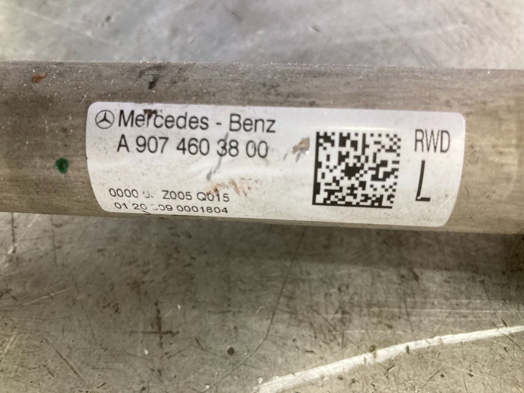 Mercedes-Benz Tutti pezzi di ricambio auto: Mercedes Benz Sprinter Lenksäule 9074603800 – Usato da Cham venduto da WB2223 3