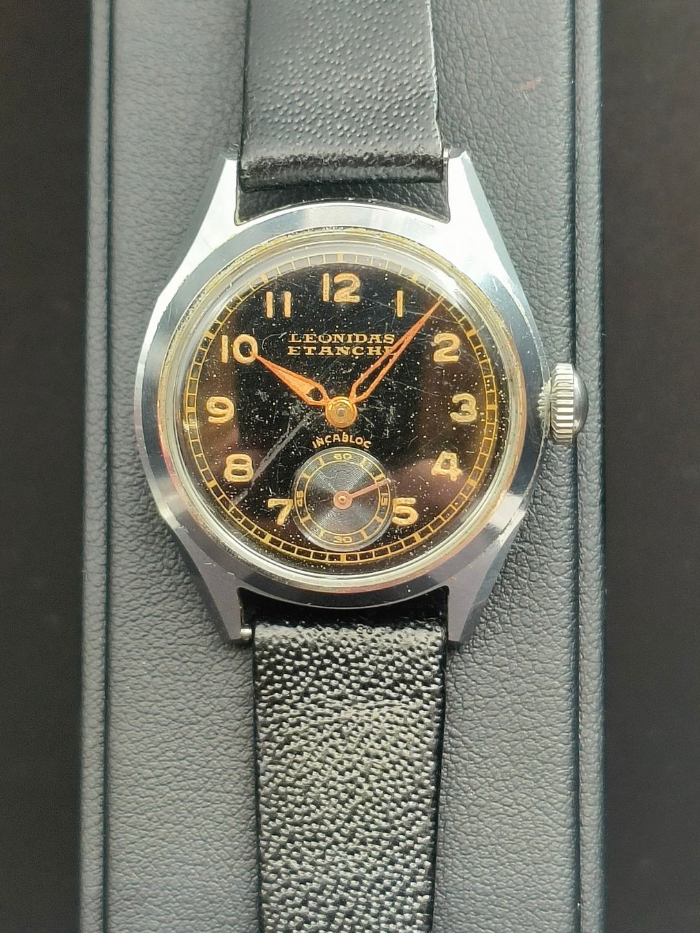Leonidas Uhren: Leonidas – Gebraucht aus La Chaux-de-Fonds von curtitswisswatches