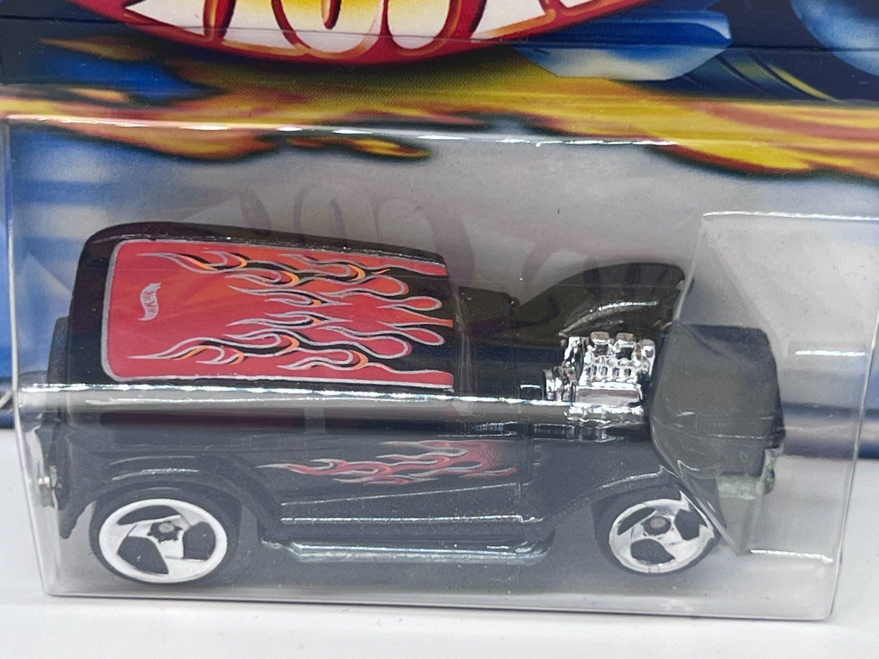 Hot Wheels Modellini d'auto: Hot Wheels Demon – Nuovo e nell'imballaggio originale da Wildegg venduto da LaaBoutique 2